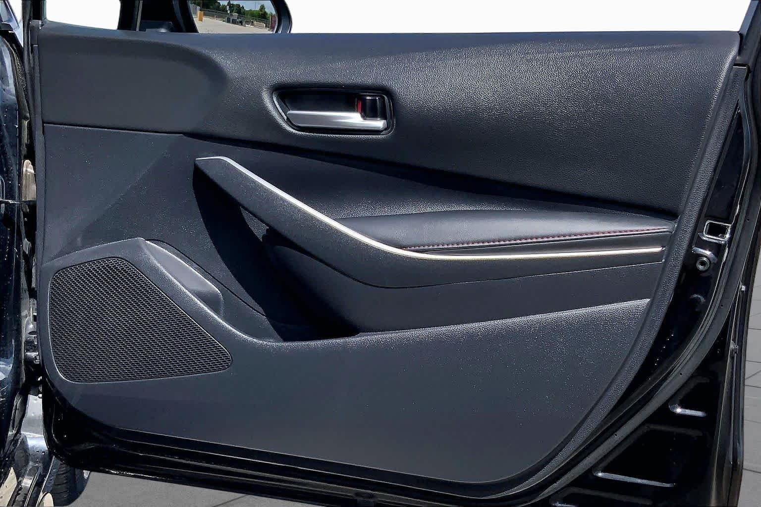 Used 2025 Midnight Black Metallic Toyota SE image 22