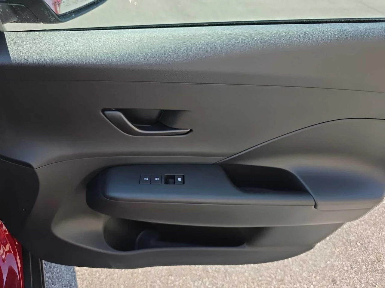 2025 Hyundai Kona SEL Convenience - Photo 23