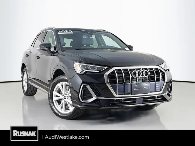 2025 Audi Q3 Premium