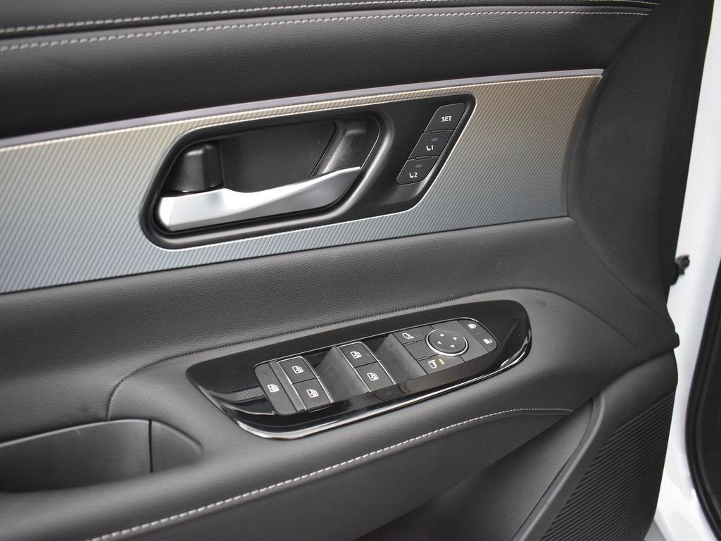 2025 Nissan Murano SL - Photo 25