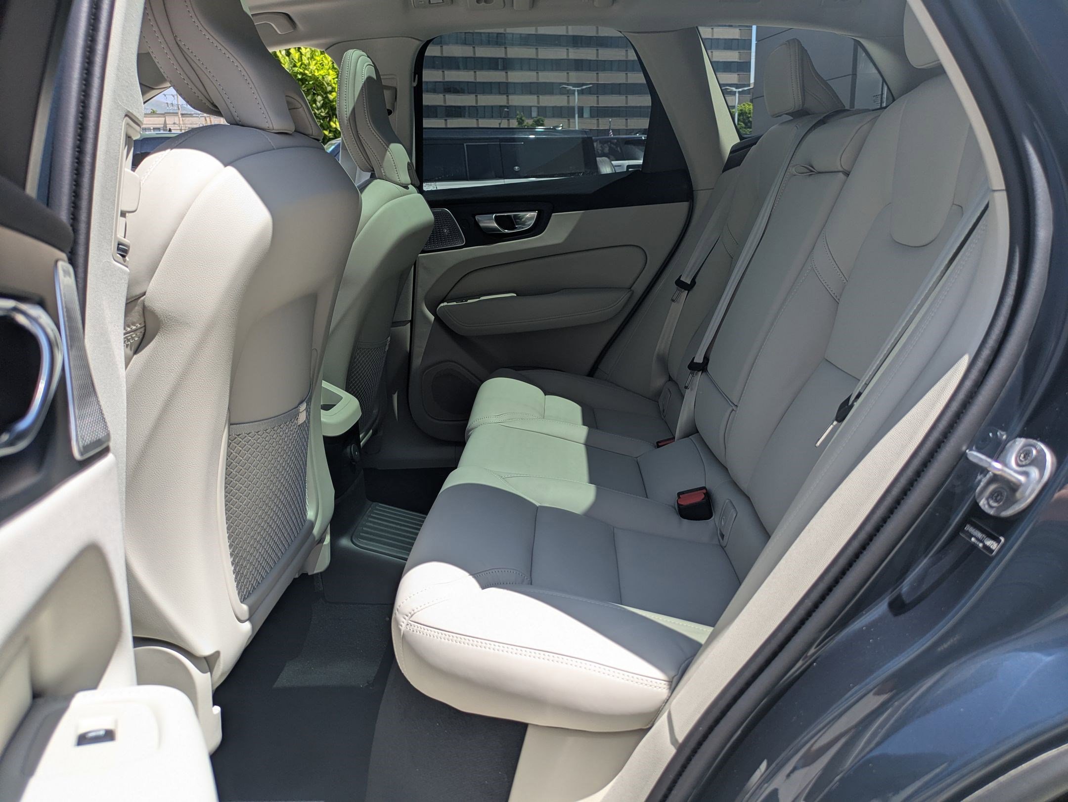 New 2026 Denim Blue Volvo Ultra image 16