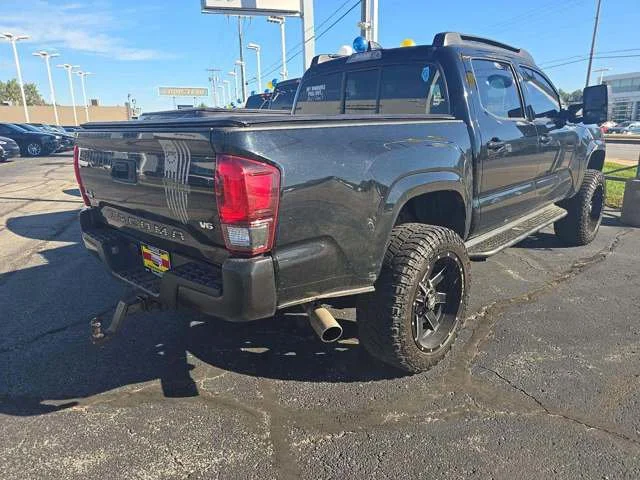 Used 2021 Midnight Black Metallic Toyota SR image 2