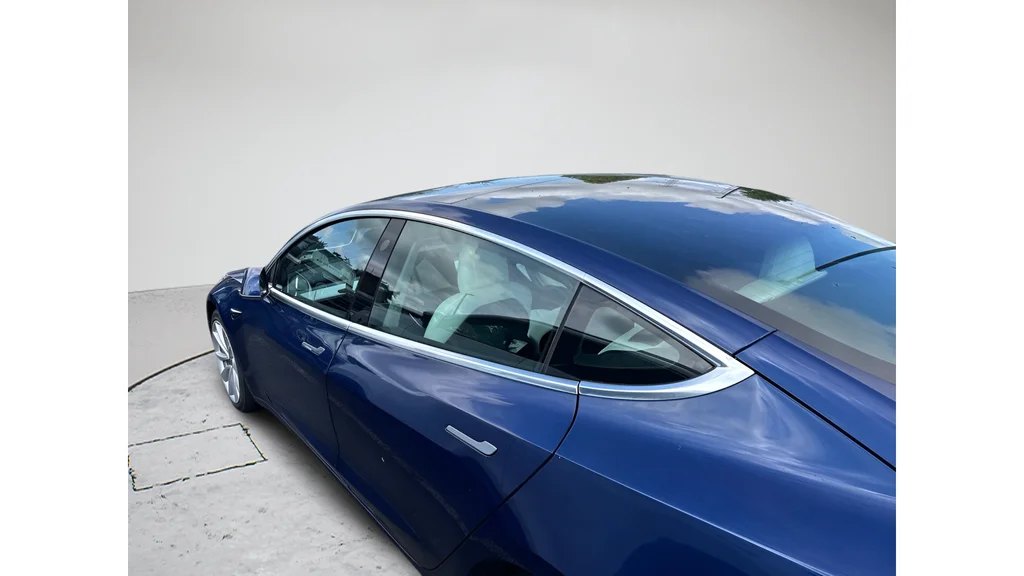 Used 2020 Blue Tesla Long Range image 16