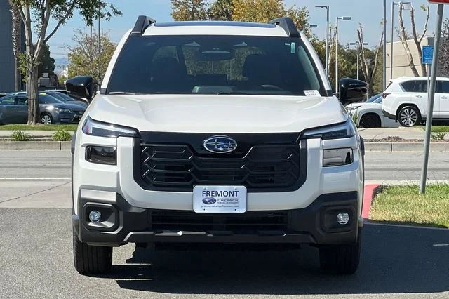 New 2026 CRYSTAL WHITE PEARL Subaru Limited image 6