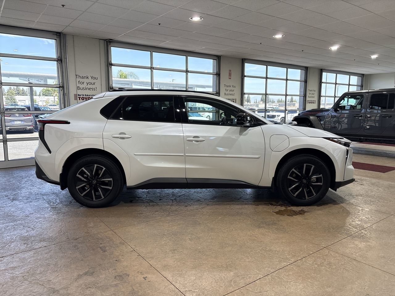 Used 2026 Pearl Toyota XLE Plus image 3