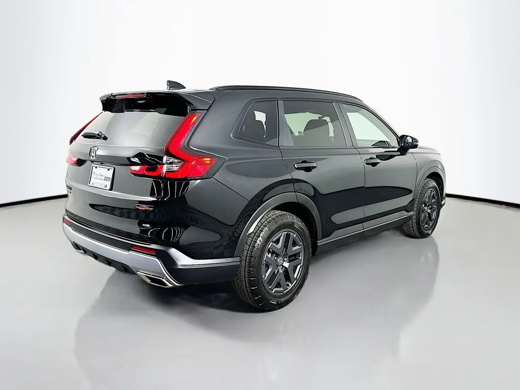 Used 2026 Crystal Black Pearl Honda TrailSport image 8