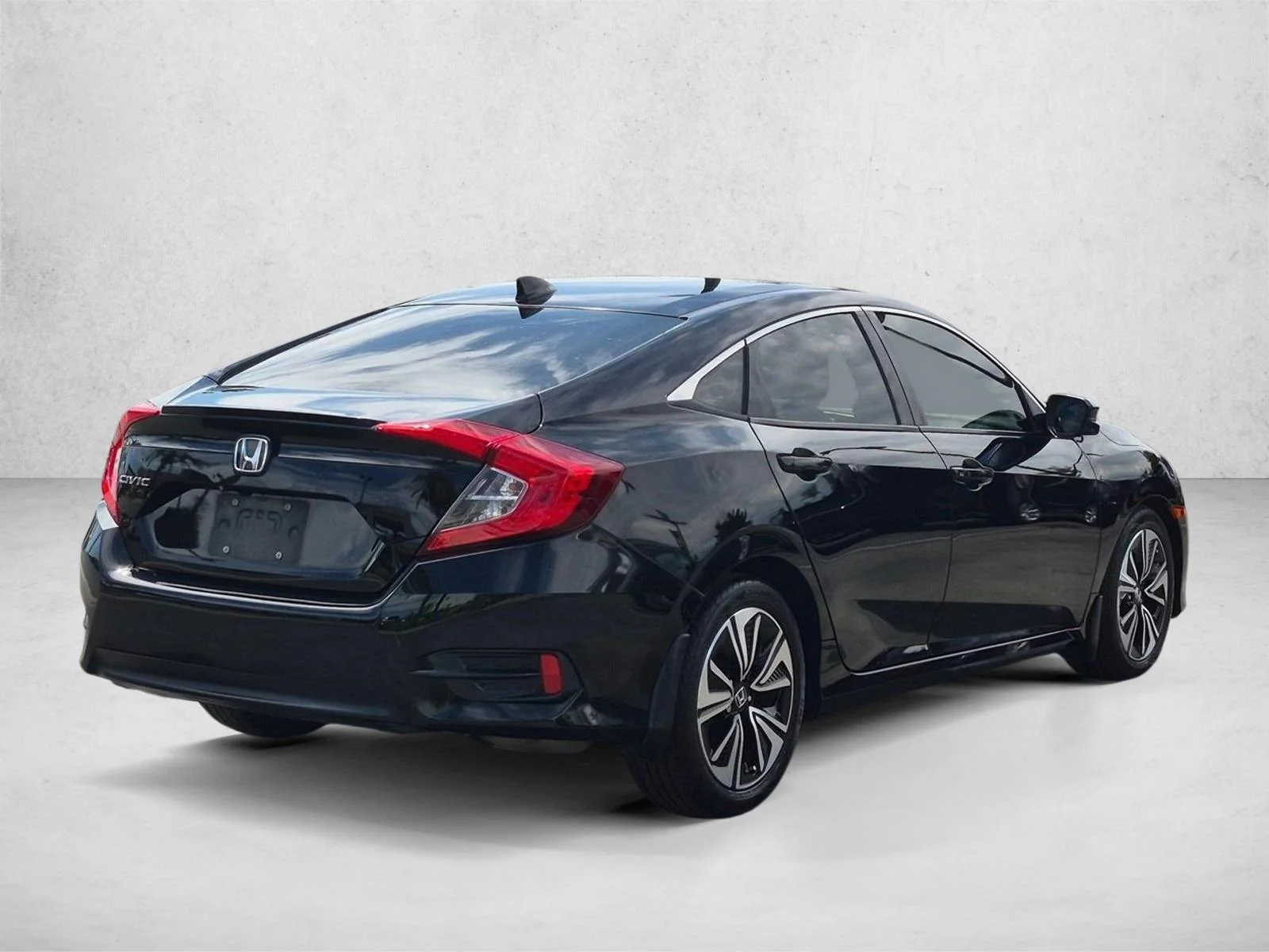 Used 2016 Black Honda EX-L image 5