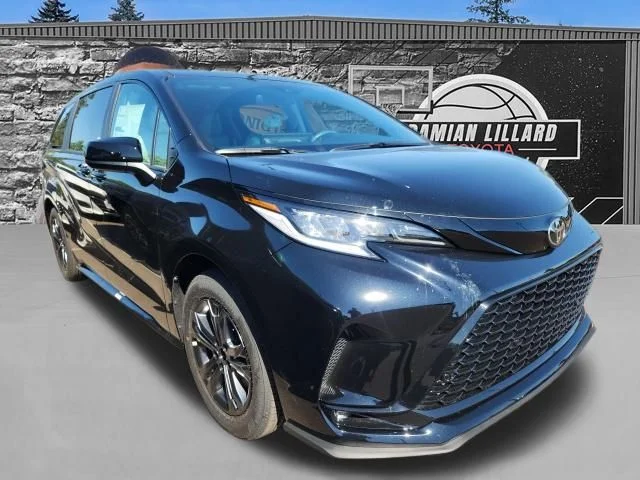 2026 Toyota Sienna XSE 7-Passenger Hybrid AWD's photo