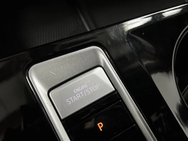 2024 Volkswagen Atlas SE w/Tech - Photo 16