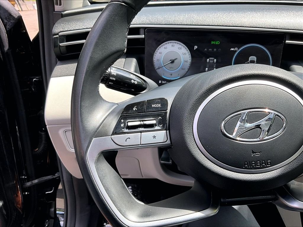 Used 2022 Black Hyundai SEL image 19