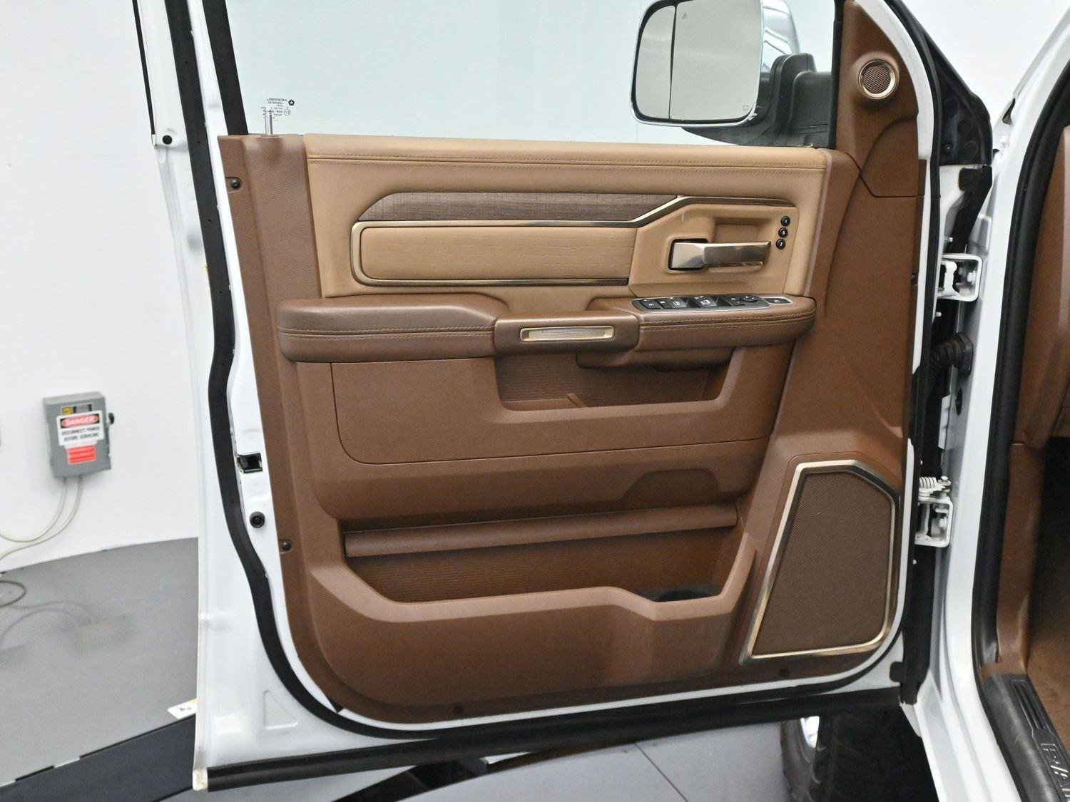 Used 2022 Bright White Clearcoat Ram Longhorn image 10
