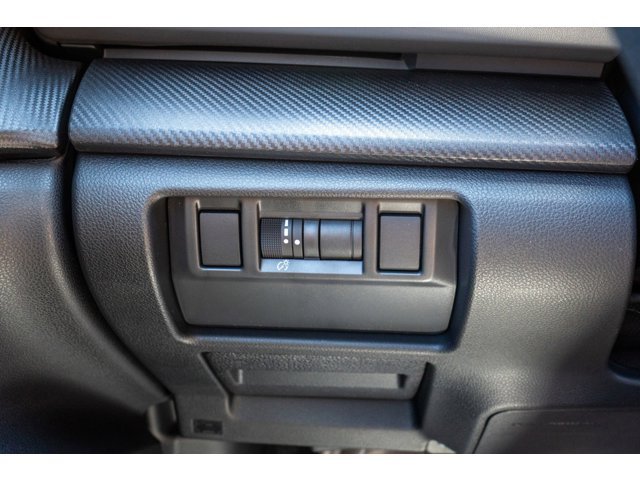 New 2026 CRYSTAL WHITE PEARL Subaru Premium image 27