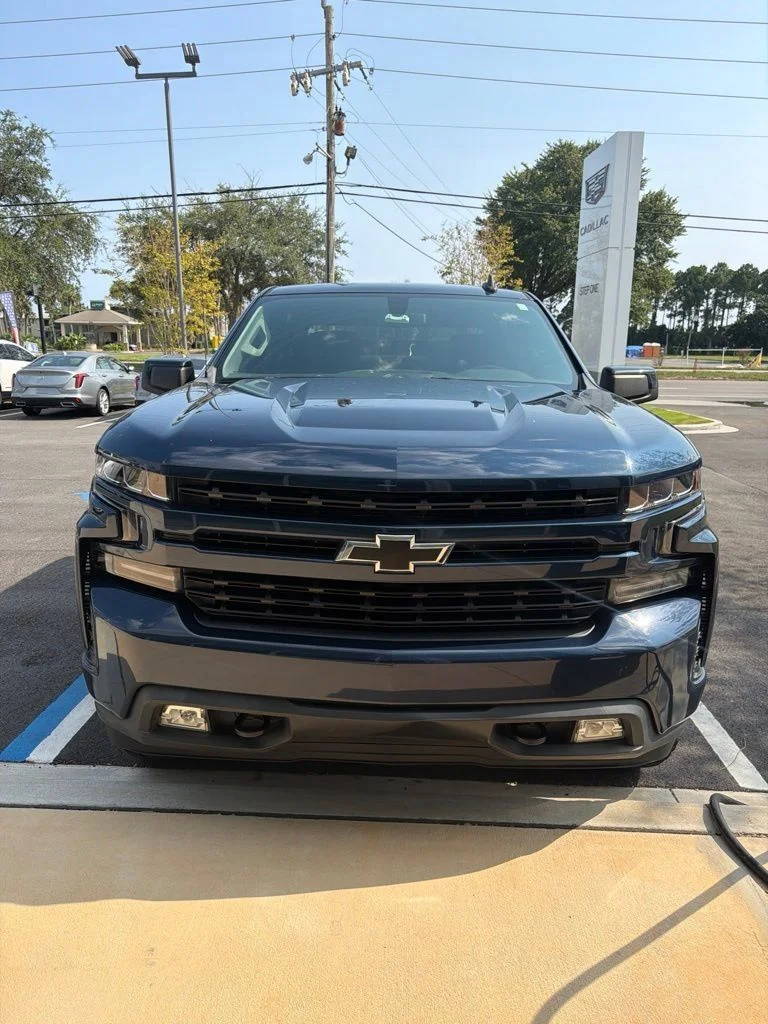 Used 2020 Blue Chevrolet RST image 2