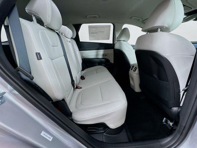 New 2026 Silver Hyundai SEL Convenience image 42