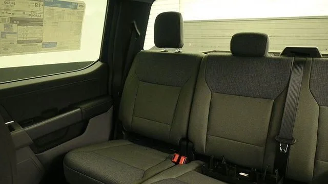 New 2026 Blue Ford XLT image 21