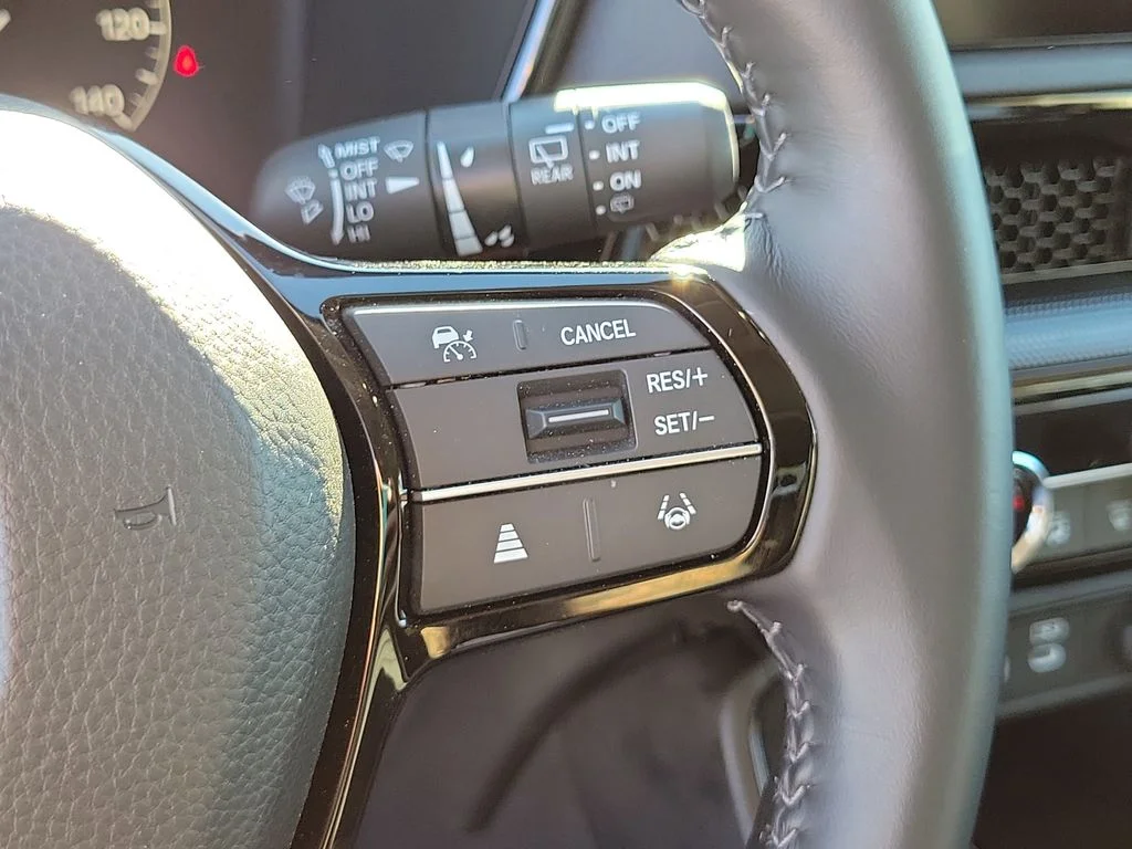 Certified Used 2025 Blue Honda EX-L image 25