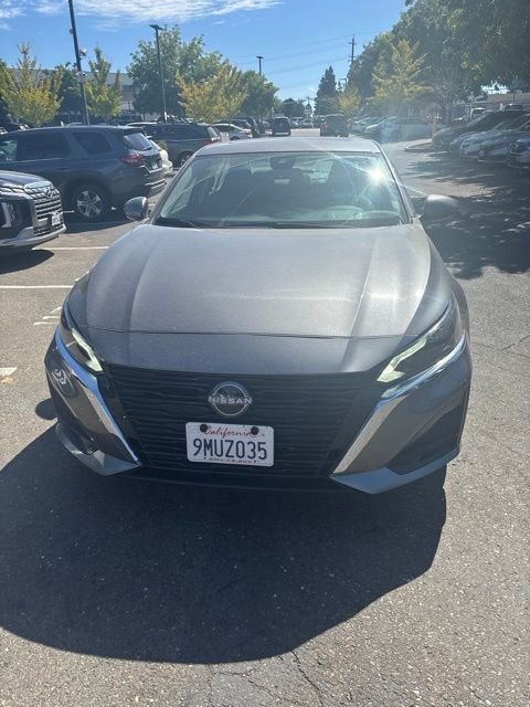 Used 2024 Gray Nissan 2.5 SV image 1