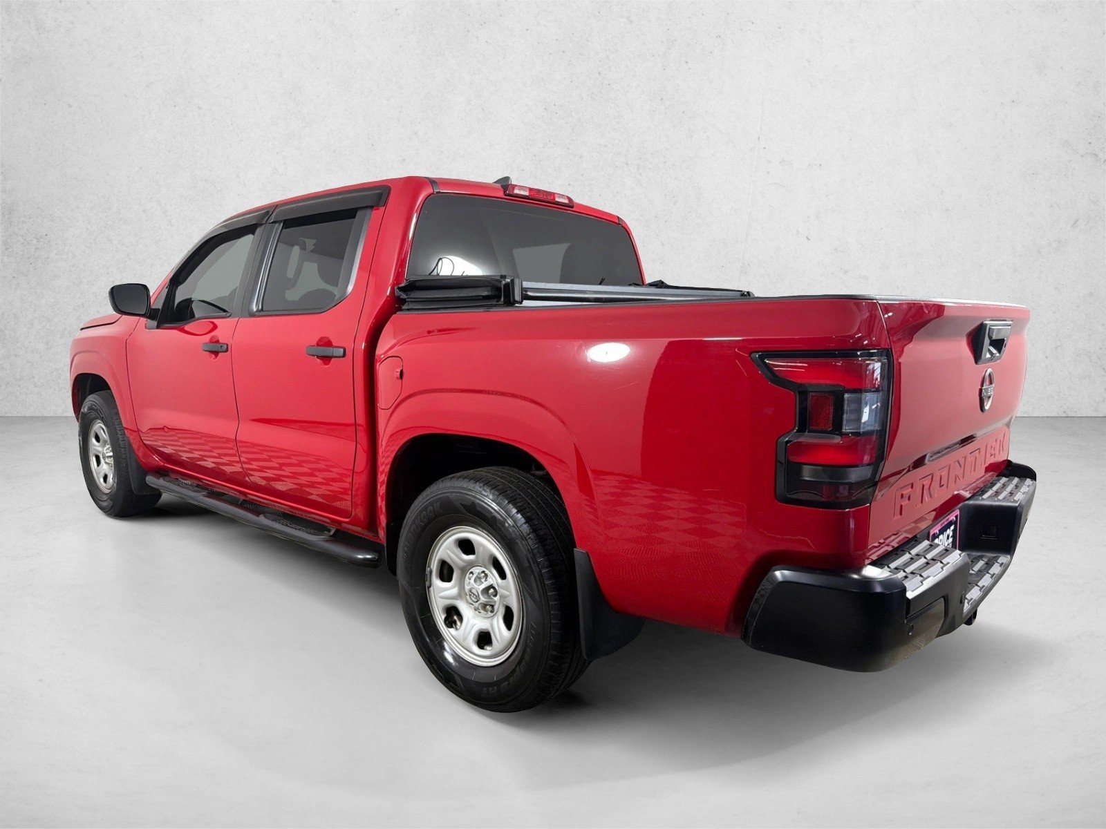 Used 2022 Red Alert Nissan S image 5