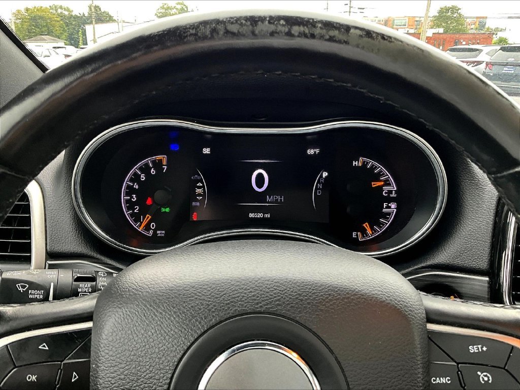 Used 2020 Silver Jeep Altitude image 14