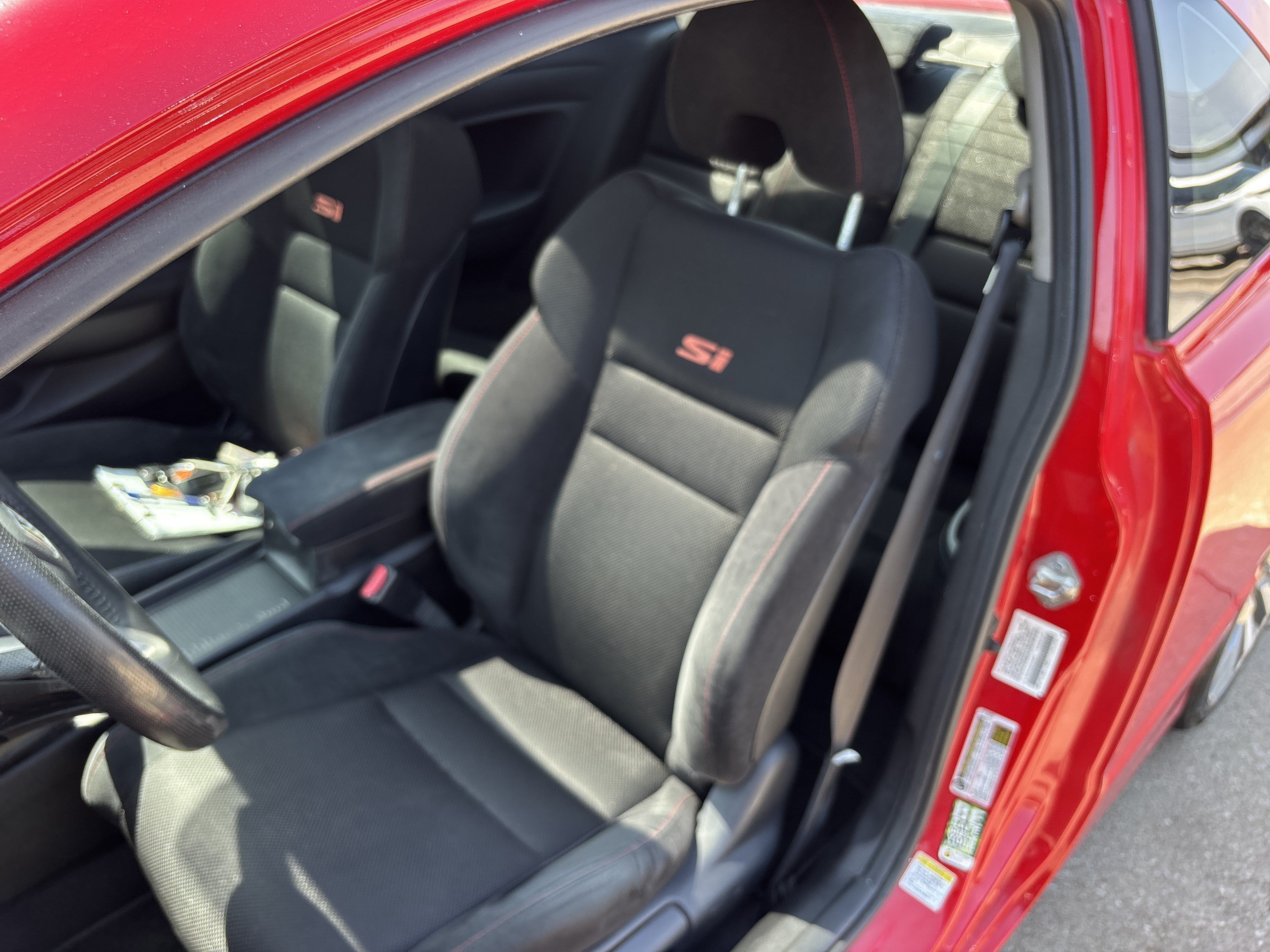 Used 2011 Rallye Red Honda 2Dr Manual Si image 19