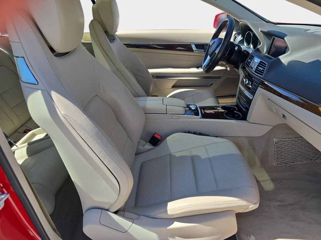 Used 2015 Red Mercedes-Benz E 400 image 12