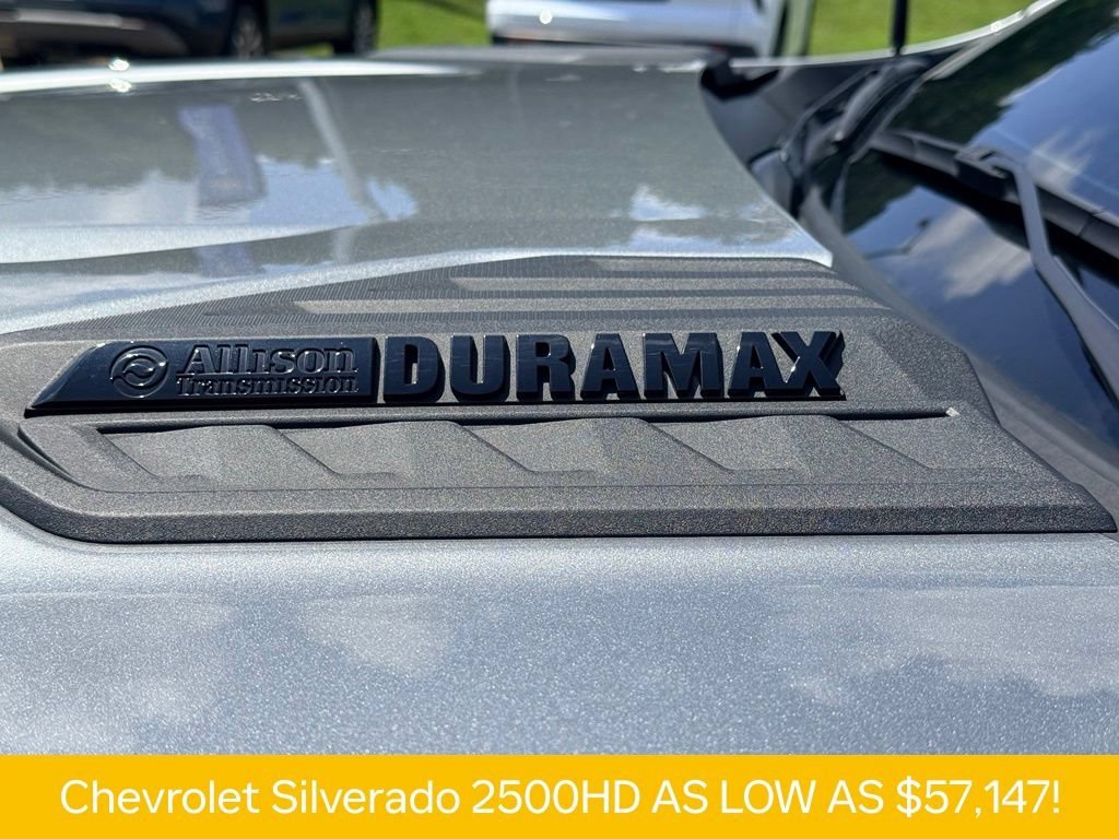 Used 2025 Sterling Gray Metallic Chevrolet LT image 23