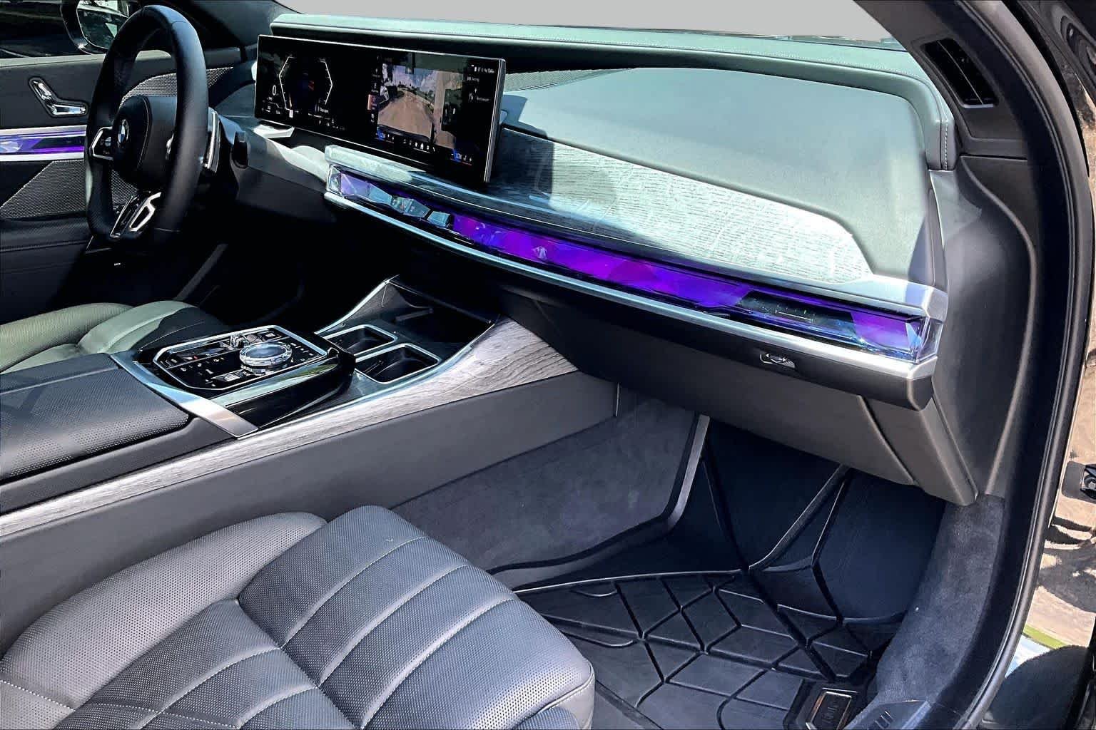 Used 2024 Black Sapphire Metallic BMW 760i xDrive image 18