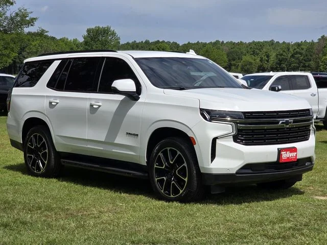 Used 2022 White Chevrolet RST image 2