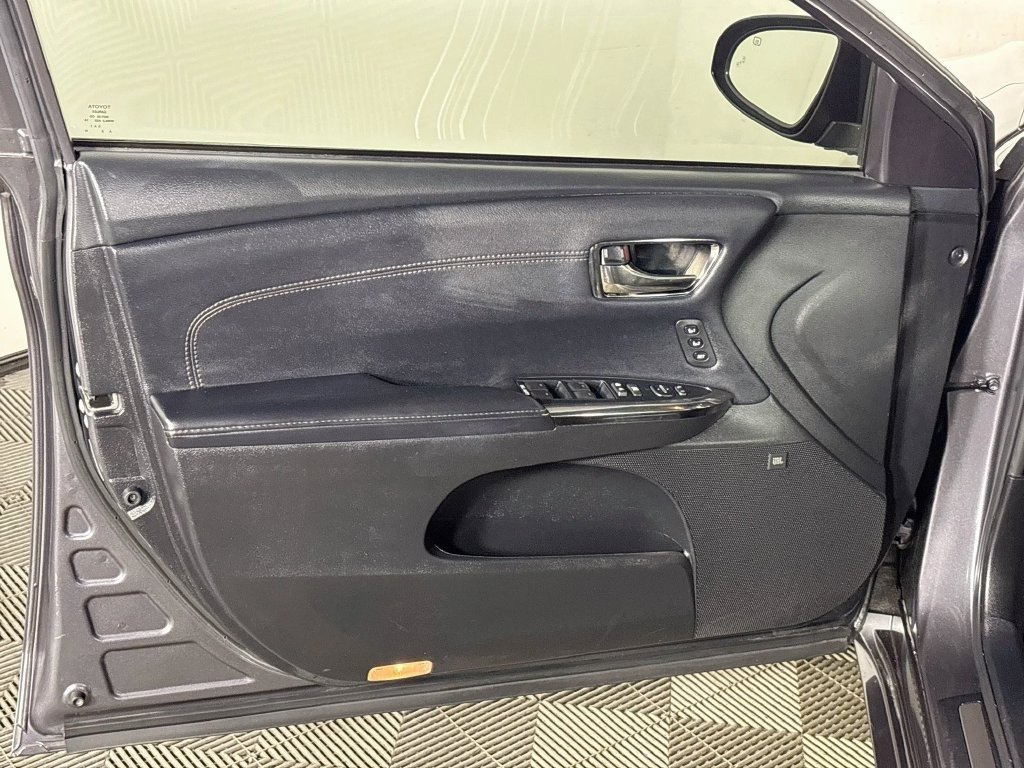 Used 2016 Gray Toyota Limited image 10