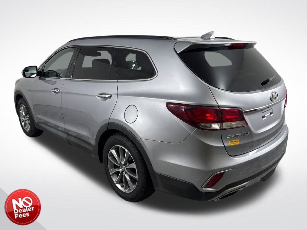 Used 2018 Gray Hyundai SE image 6