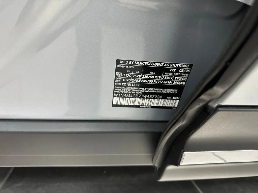 New 2026 Silver Mercedes-Benz GLB 250 image 29