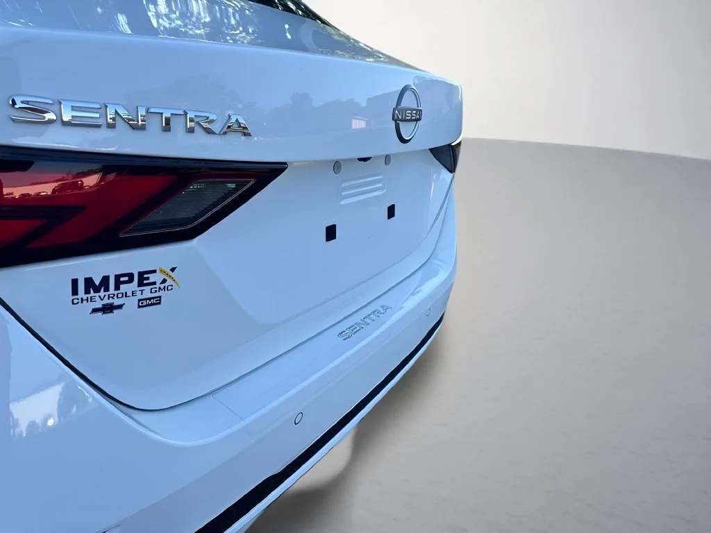 Used 2025 White Nissan SV image 34