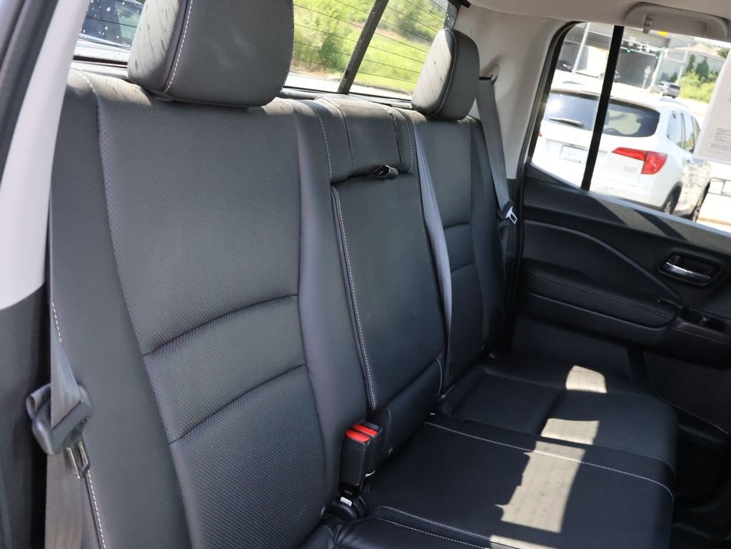 Used 2023  Honda RTL image 12