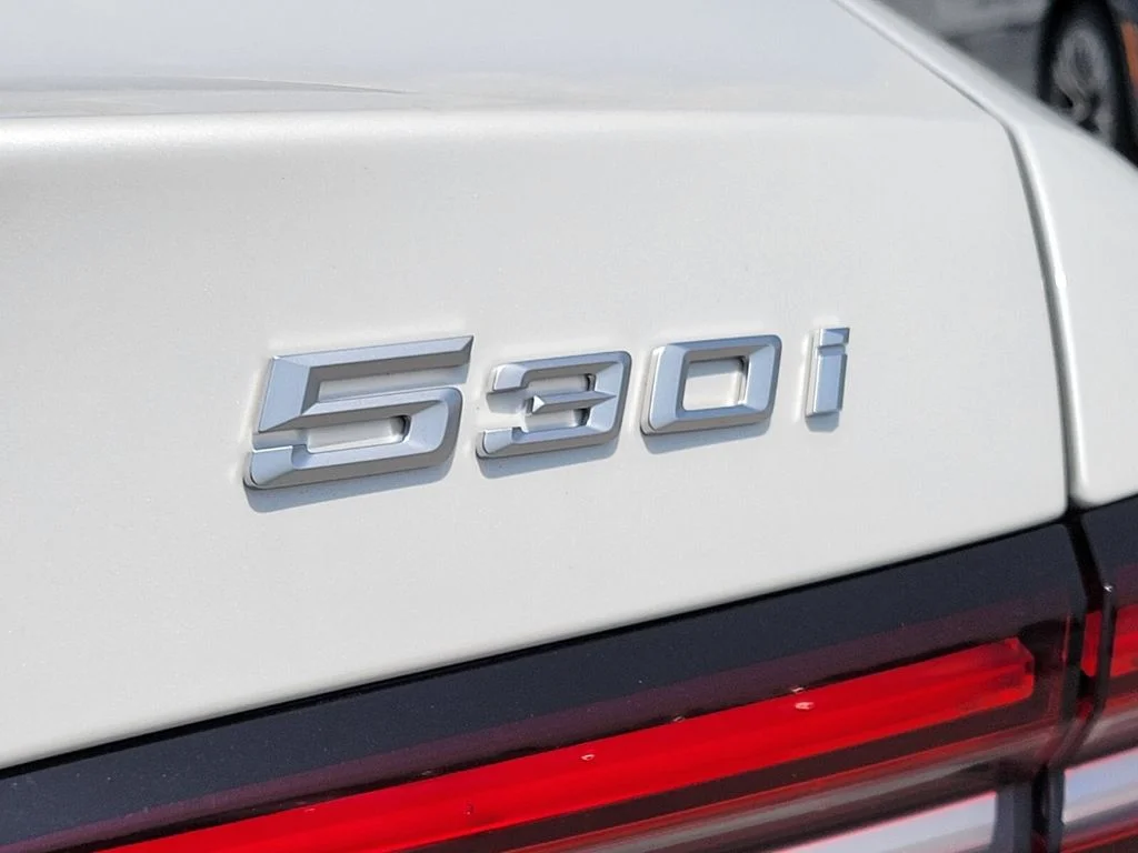 2026 BMW 5 Series 530i - Photo 11