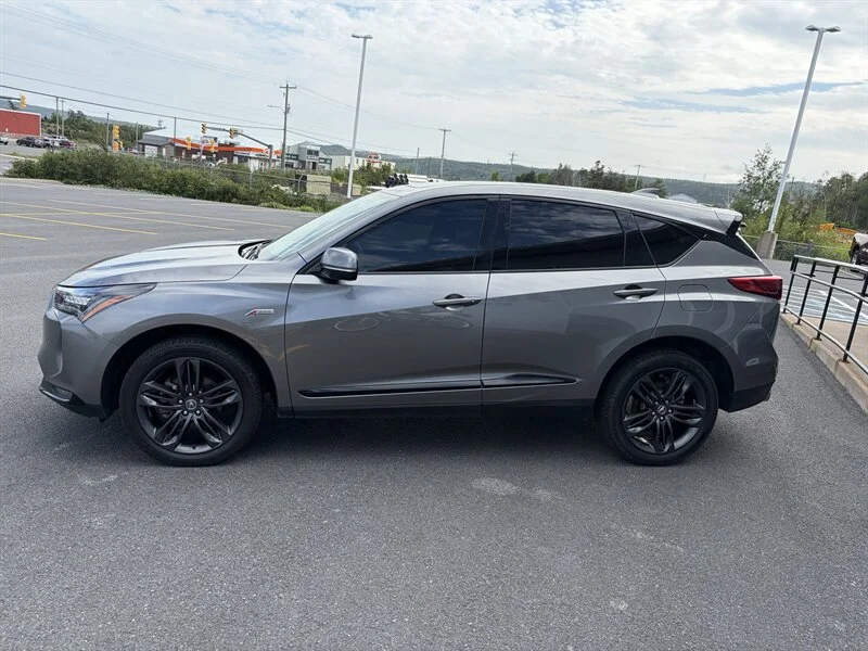Used 2024 Silver Acura SH-AWD w/A-SPEC image 3