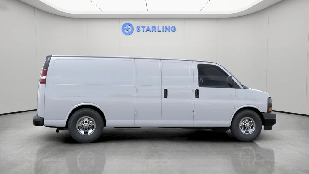 New 2026 Summit White Chevrolet WT image 6