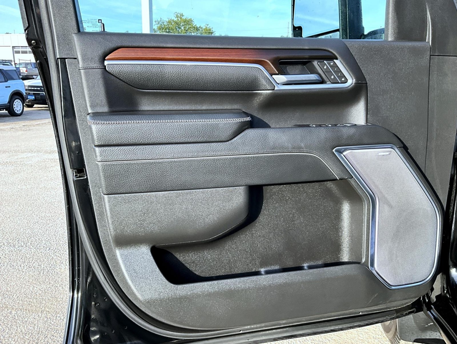 Used 2026 Black GMC Denali image 11