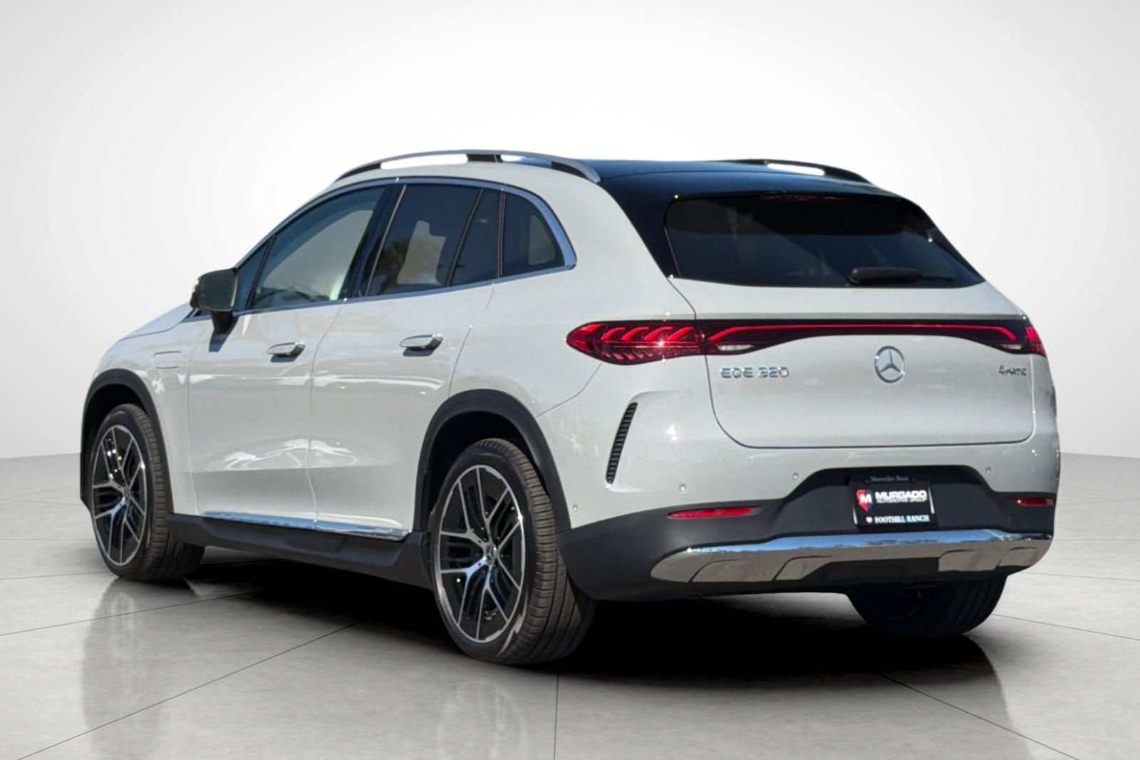 New 2027 MANUFAKTUR Alpine Grey Mercedes-Benz 320 SUV image 12
