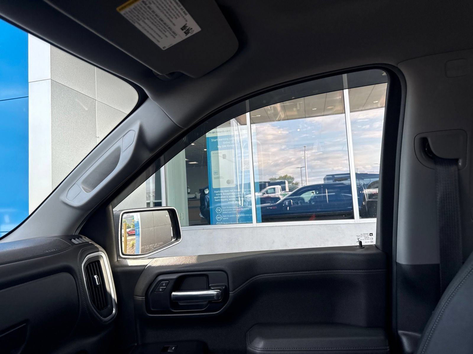 Used 2019 BLACK Chevrolet LT Trail Boss image 28