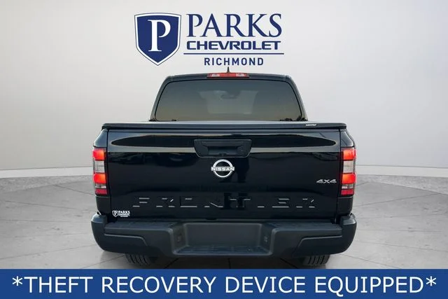 Used 2022 Black Nissan S image 7