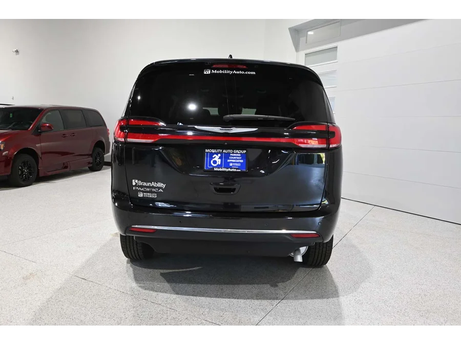 Used 2021 BLACK Chrysler Touring Mobility Handicap Van image 7