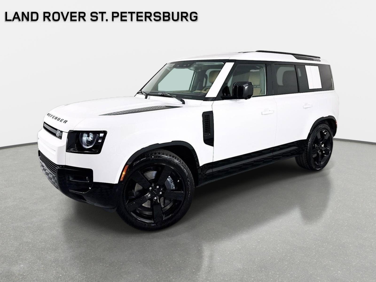Used 2026 Fuji White Land Rover X-Dynamic SE image 1