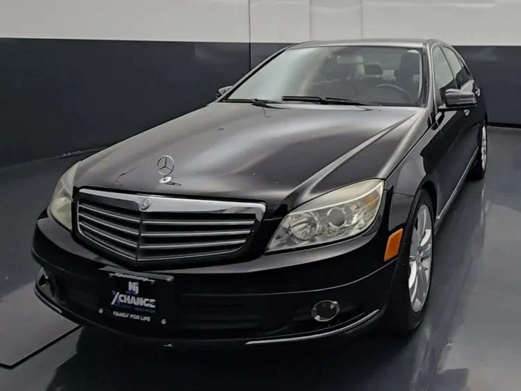 Used 2011 Black Mercedes-Benz C 300 4MATIC® Luxury Sedan 4D image 9