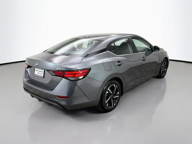 Used 2024 Gray Nissan SV image 7