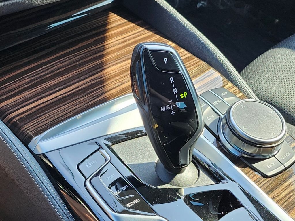 Used 2023 Gray BMW 540i xDrive image 29