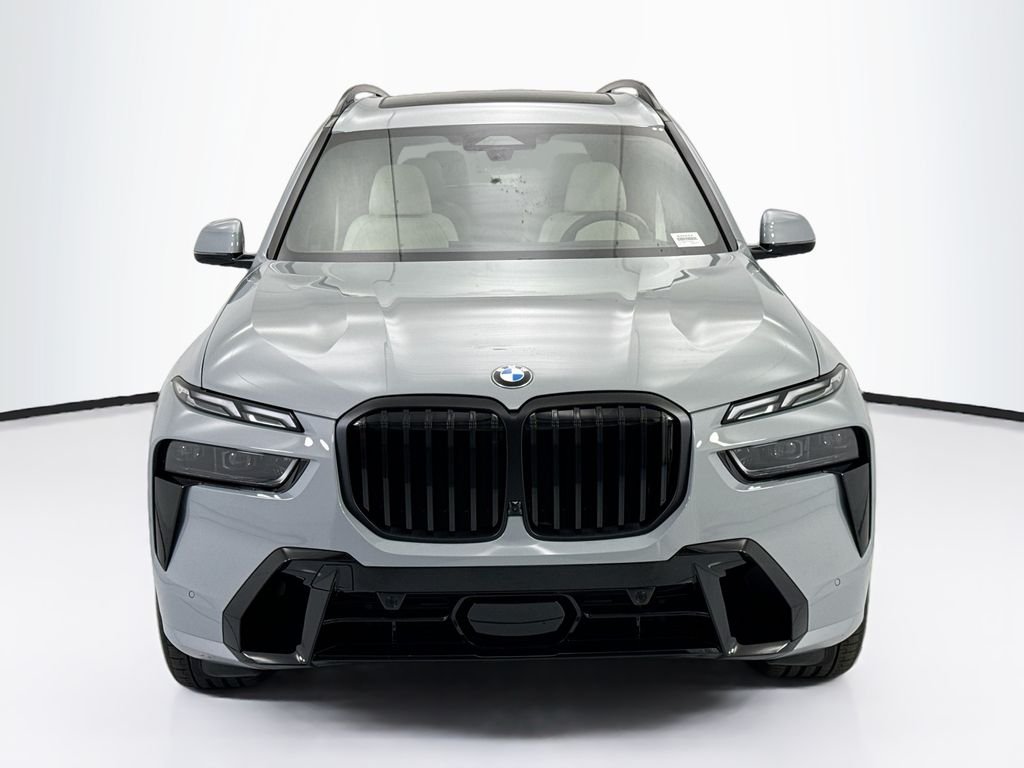 Used 2027 Gray Metallic BMW xDrive40i image 2