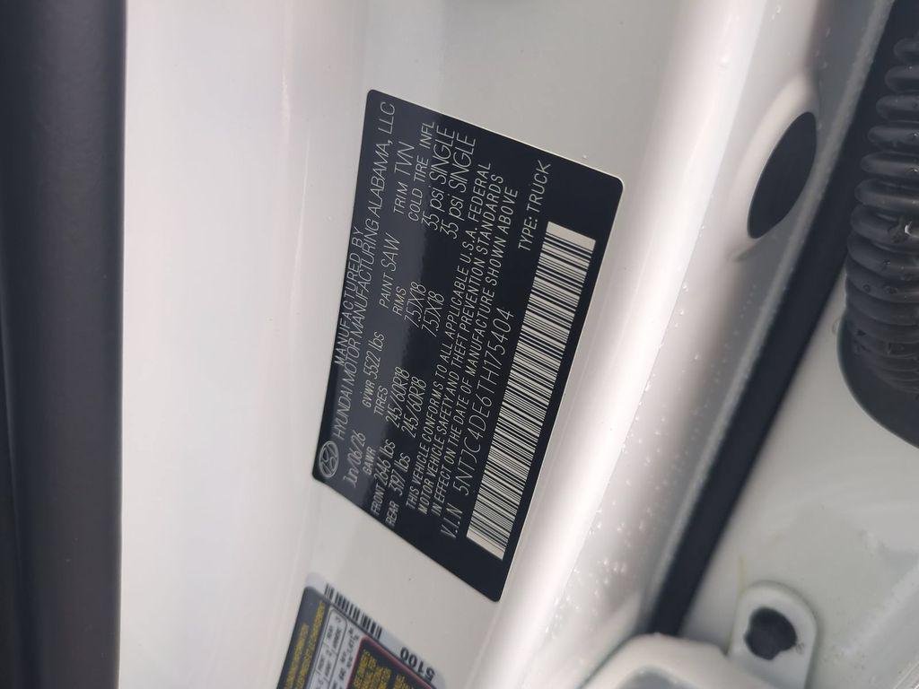 New 2026 White Hyundai SEL Activity FWD image 38