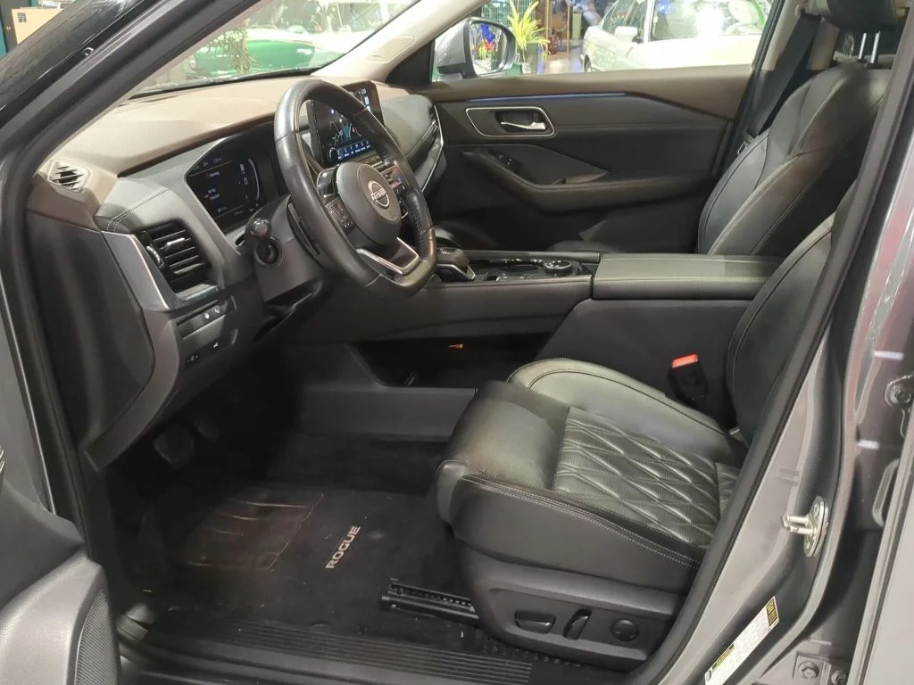 2022 Nissan Rogue Platinum - Photo 17