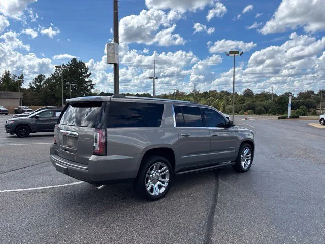 Used 2019 Gray GMC Denali image 3