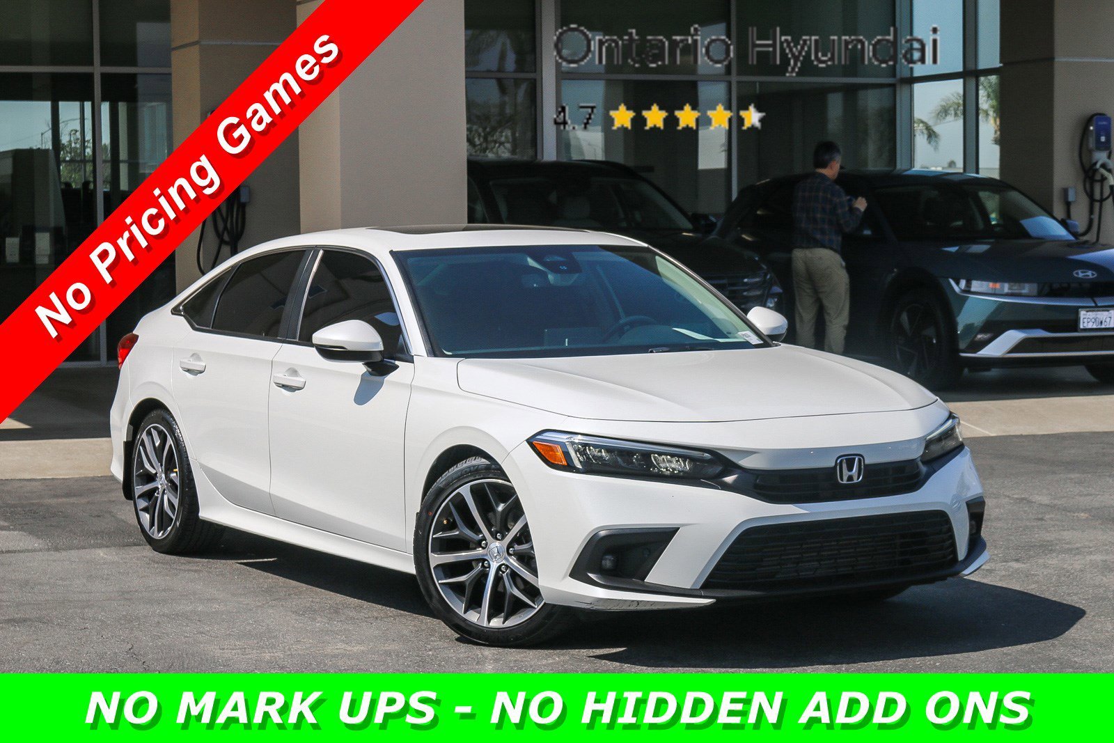 2022 Honda Civic Touring CVT's photo